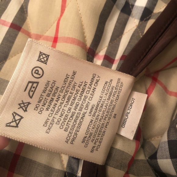 COPY - Burberry Quilted Jacket - Picture 6 of 6